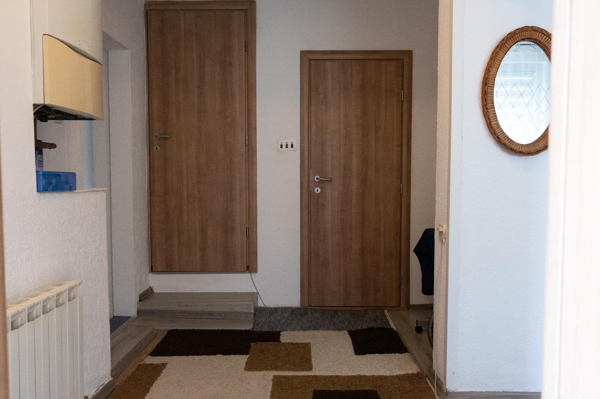 סראייבו Stari Grad Apartment-Free Parking מראה חיצוני תמונה