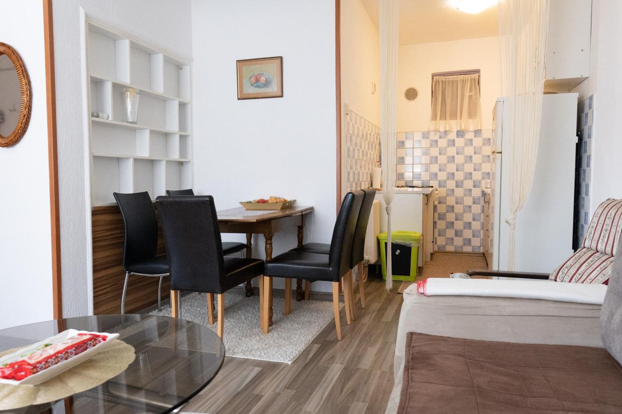 סראייבו Stari Grad Apartment-Free Parking מראה חיצוני תמונה